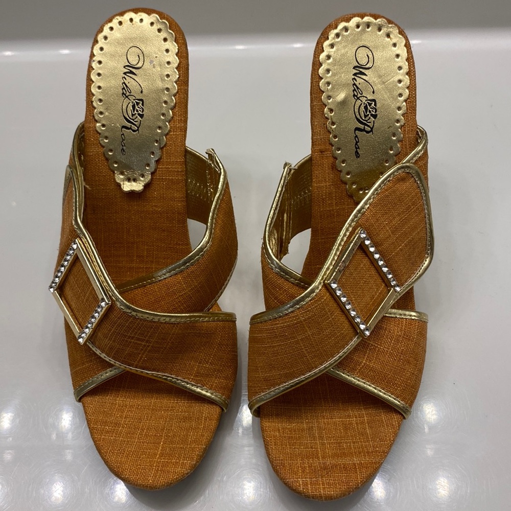 Wild Rose high heel shoes, orange size 8.5